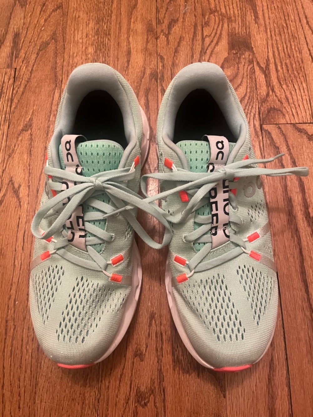 On Running | Women's ON Cloudsurfer blue/white sneaker-Size 8 - Picture 2 of 6